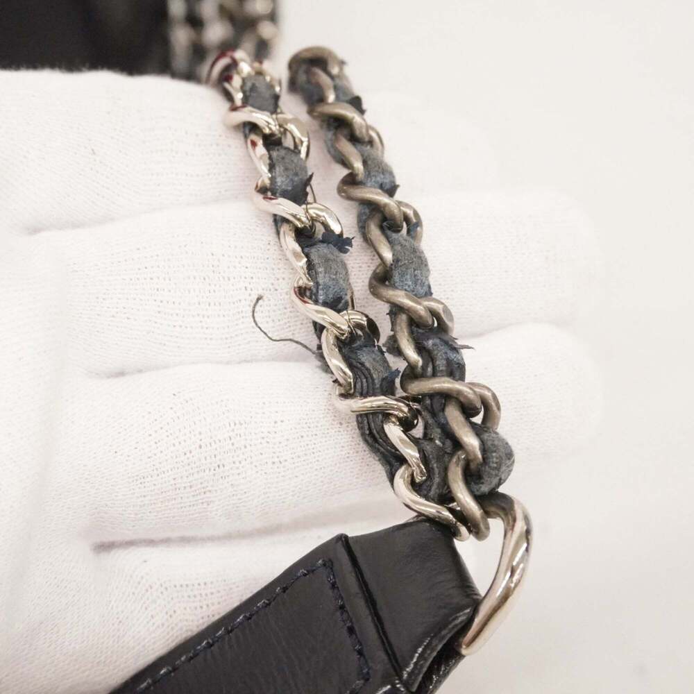 CHANEL Red Shoulder Bag - Picture 13 of 14